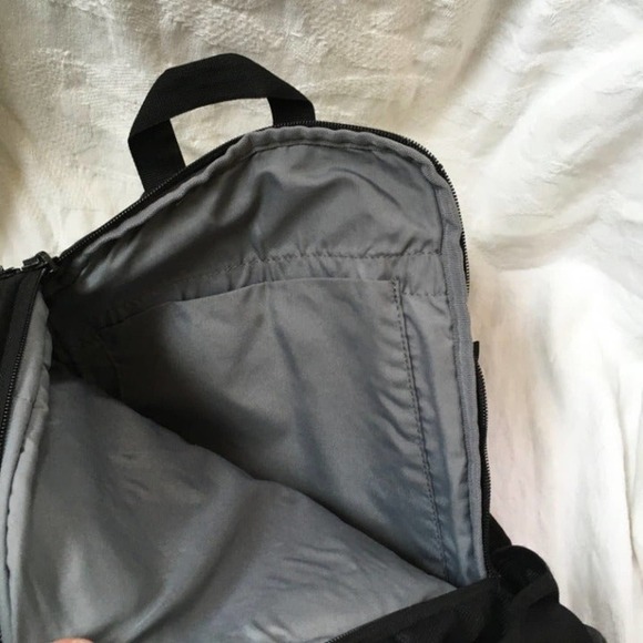 Nike Backpack - Picture 4 of 4